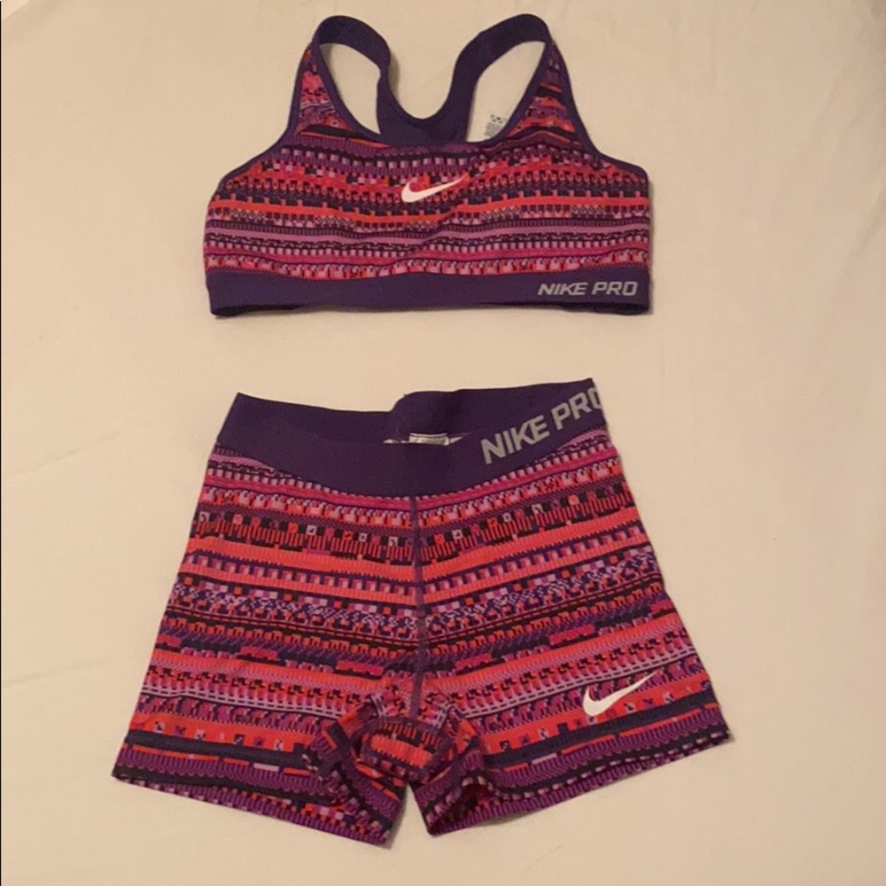 Nike Sports Bra and Spandex Set